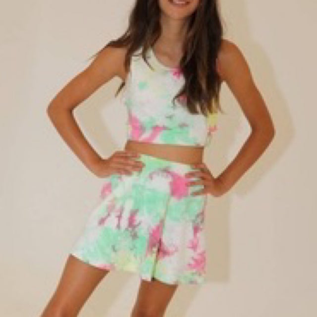 TOPS | Pineapple Kidz Inc.